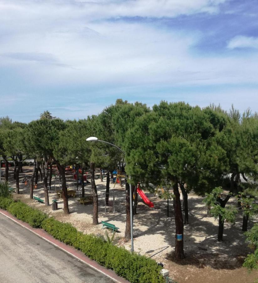 Novella Del Mar Prima Fila Dal Mare Villa Grottammare Kültér fotó