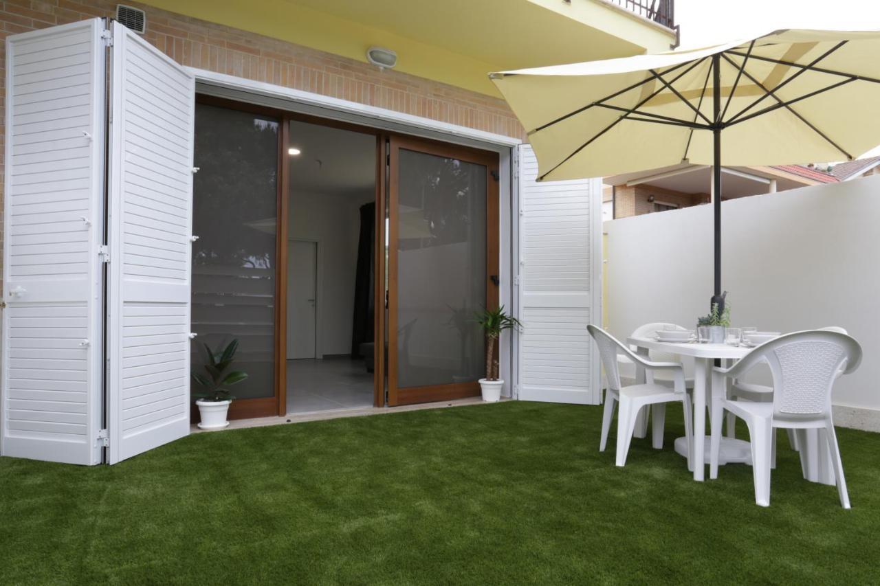 Novella Del Mar Prima Fila Dal Mare Villa Grottammare Kültér fotó